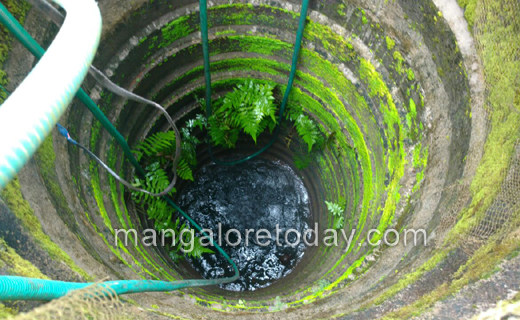 Polali hot water well